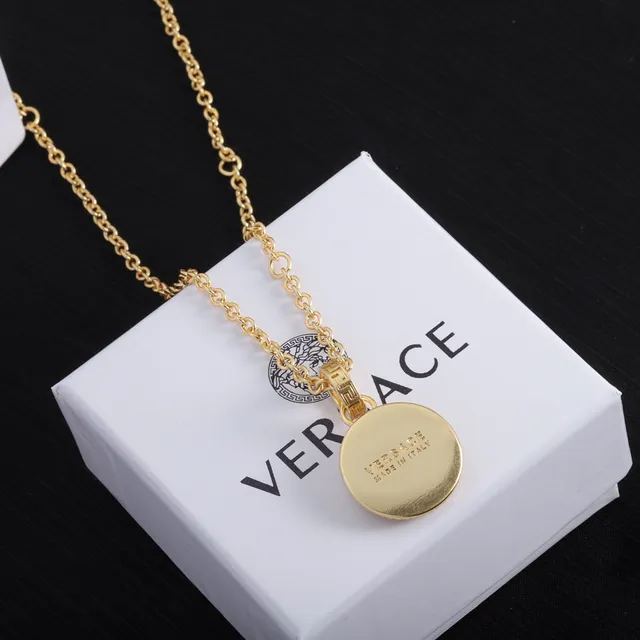 Versace Medusa Esmaltado Colar Dourado Vermelho Corrente Medalhão Colar 3