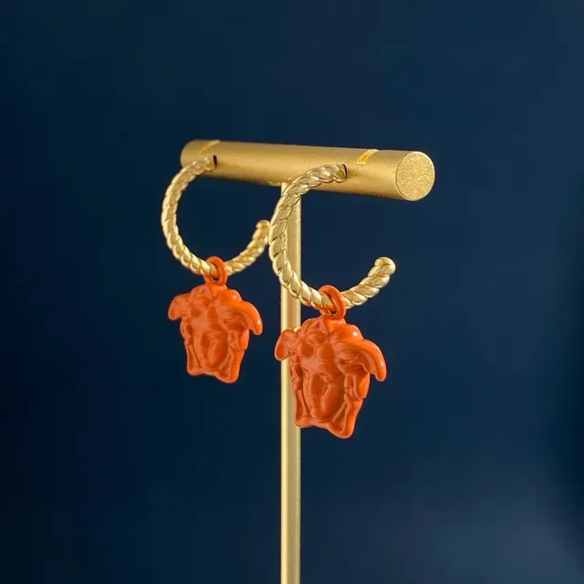 Boucles d'oreilles Versace Medusa Head Bleu Orange Corde Torsadée Anneaux avec Charms Pendents 3