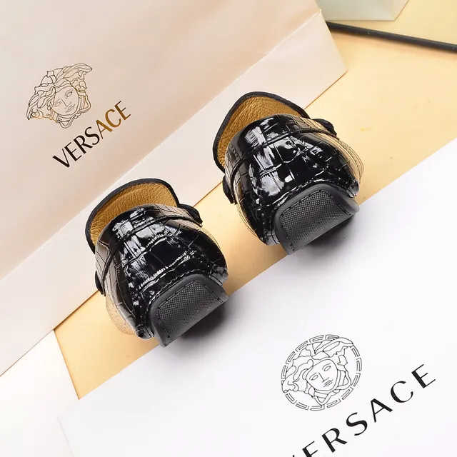 Versace Medusa Horsebit Loafer mocassins noirs en cuir patenté à motif crocodile embossé 2