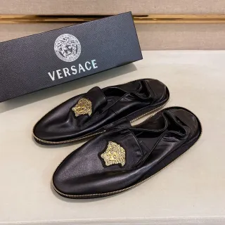 Versace Medusa Loafer काला सोना चमड़ा हेड एम्ब्लम Loafer