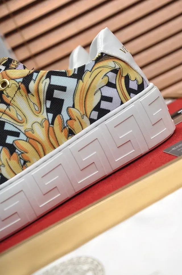 Versace Odissea Baroque-Print Platform Lifestyle Sneakers 3