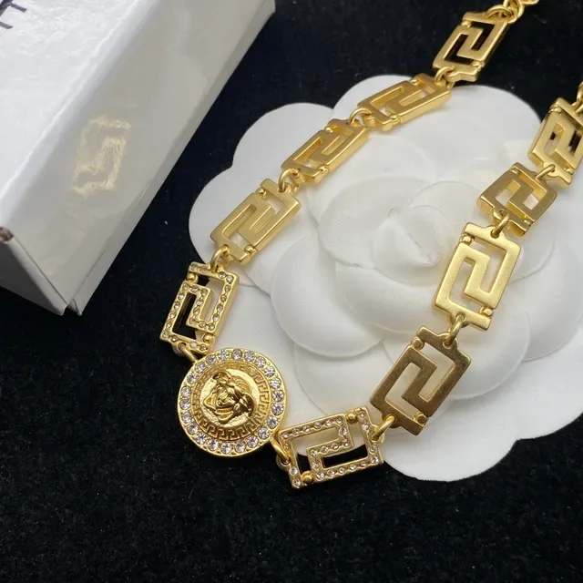 Collier Versace Odissea Greca Clé Méduse Pièce 2