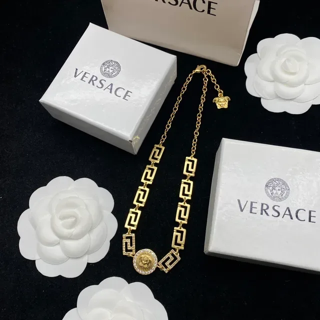 Collier Versace Odissea Greca Clé Méduse Pièce 3