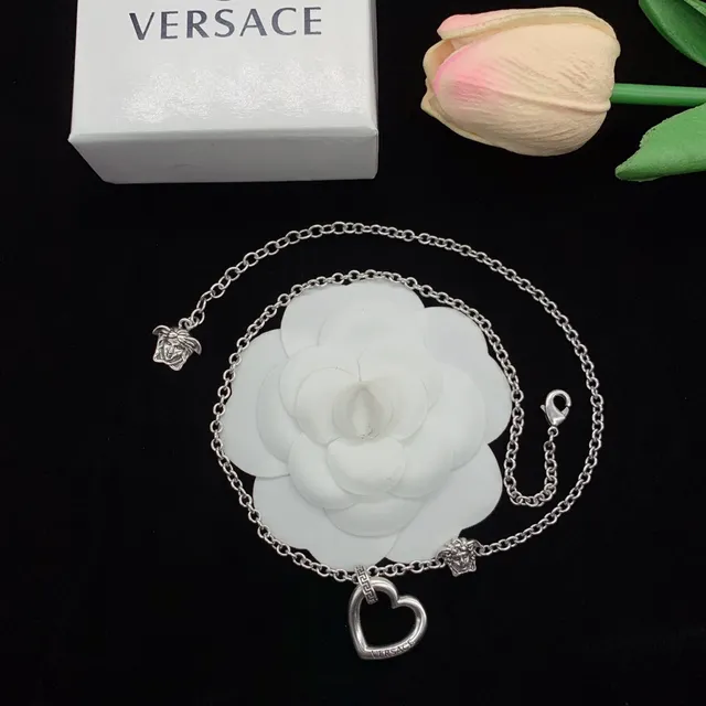 Versace Odissea Pendentif Argent Or en Forme de Cœur Ouvert Borde de Clé Grecque Collier 6
