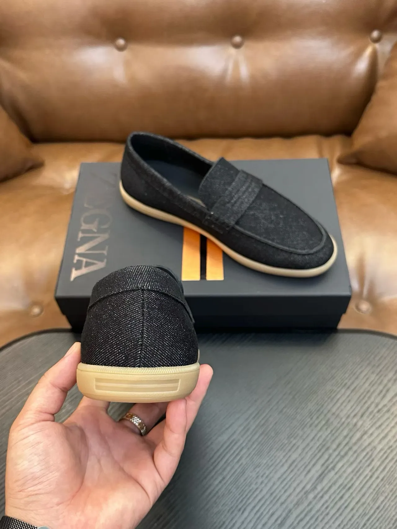 Zegna أسود بيج نسيج نصي شريط بني موكاسين 3