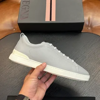 Zegna ধূসর চামড়া লাইফস্টাইল স্নিকার্স