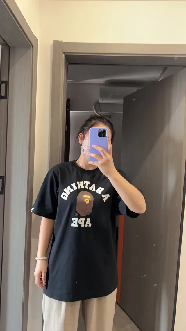 A Bathing Ape Arch Logo White Graphic T-Shirt 4