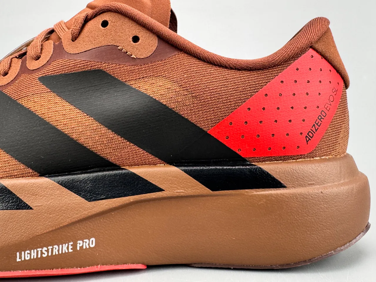 Adidas Adizero Evo SL marron noir rouge chaussures de course 5