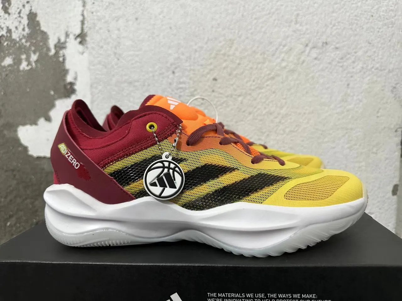 Adidas Adizero Marrom Amarelo Preto Tênis de Basquete 4