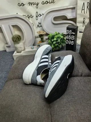 Adidas Black Gray Chunky Platform Sole Suede-Mesh Hybrid Upper Lifestyle Sneakers 6