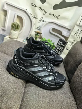 Adidas Black Gray Mesh And Synthetic Overlays Three-Stripe Side Panel Lifestyle Sneakers 9