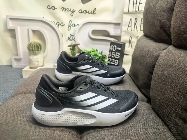 Adidas Black Gray Monochromatic Sculpted Midsole Lifestyle Sneakers 11