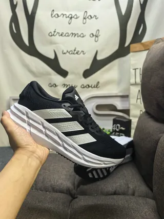 Adidas Black Red Engineered Mesh Upper Three-Stripe Side Branding Running Shoes 15