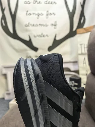 Adidas Black Red Engineered Mesh Upper Three-Stripe Side Branding Running Shoes 23