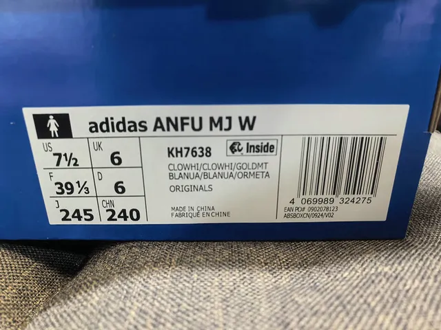 Adidas chaussures Mary Jane noir et blanc sans lacets avec sangle velcro 2
