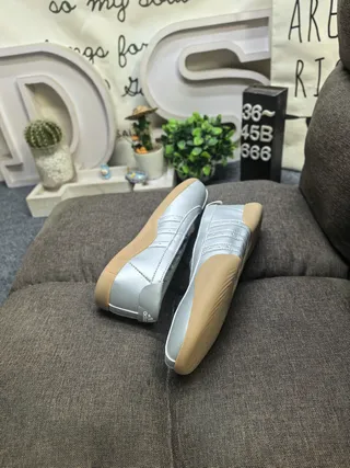 Adidas Black White Low-Top Leather-and-Synthetic Upper Lifestyle Sneakers 6