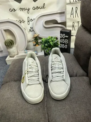 Adidas Black White Low-Top Smooth Upper Lifestyle Sneakers 10