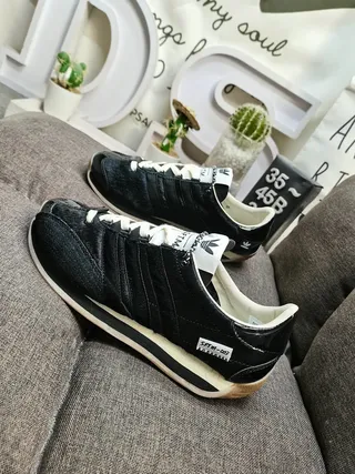 Adidas Black White Textured Upper Laces And Lining Lifestyle Sneakers 7
