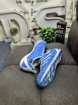Adidas Blue and White Mesh Low-Top Athletic Sneakers 6