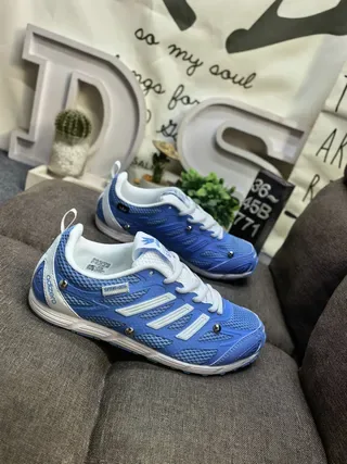 Adidas Blue and White Mesh Low-Top Athletic Sneakers 9