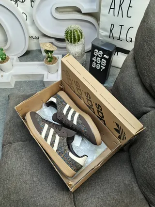 Adidas Brown Beige Tweed-Textile Upper Gum Rubber Sole Lifestyle Sneakers 3