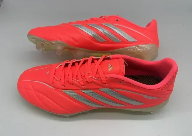 Adidas Copa Rouge Argent Bas Coupe Lacets Matelassé Capot de Doigt Terrain Ferme Chaussures de Football 2