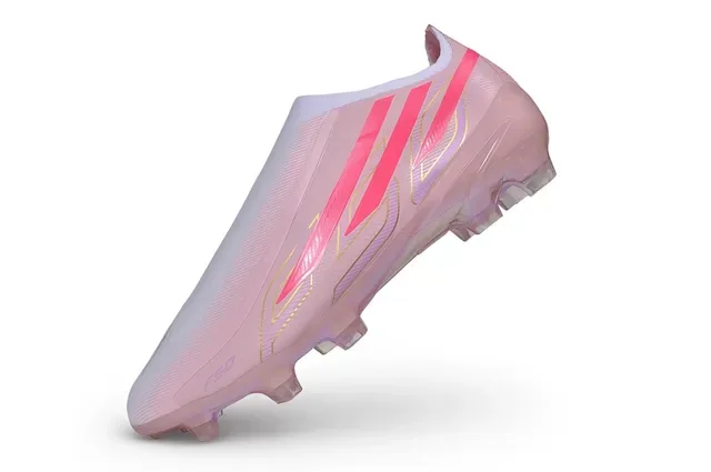 Adidas F30 Translucent Pink Iridescent Chuteiras para grama firme 3