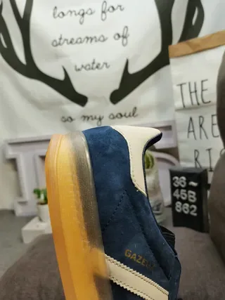 Adidas Gazelle Tênis Lifestyle de Camurça Azul Marinho 3