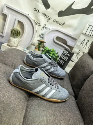 Adidas Gray Beige Low-Top Leather Upper Lifestyle Sneakers 9