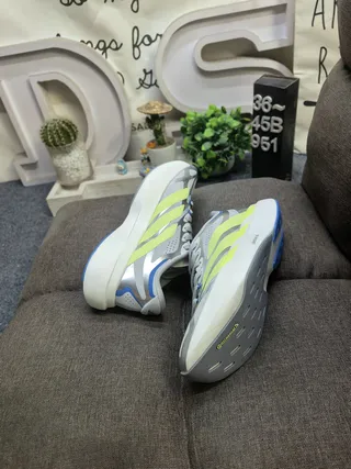 Adidas Gris Jaune Low-Top Silhouette de Course Plate Chaussures de Running 6