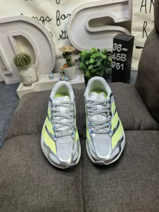 Adidas Gris Jaune Low-Top Silhouette de Course Plate Chaussures de Running 10