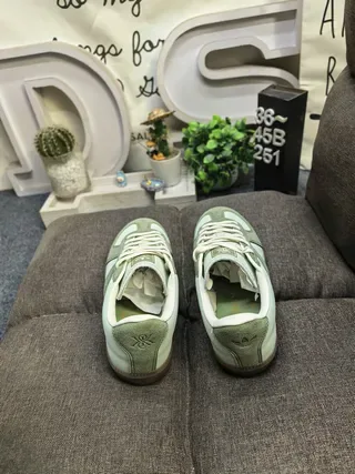 Adidas Green Beige Two-Tone Suede And Leather Gum Rubber Sole Lifestyle Sneakers 8