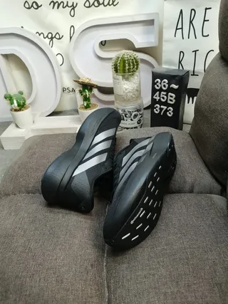 Adidas Lightstrike Pro White Black Running Shoes 6