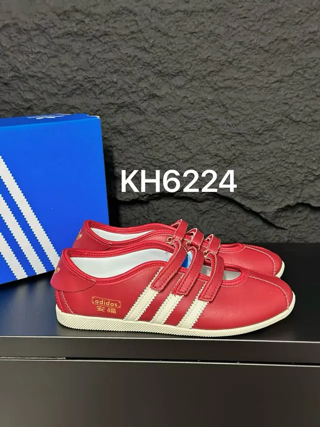Adidas Mary Jane Argent Blanc Métallique Cuir-Like Supérieur Trois Velcro Straps Mary Jane Chaussures 4