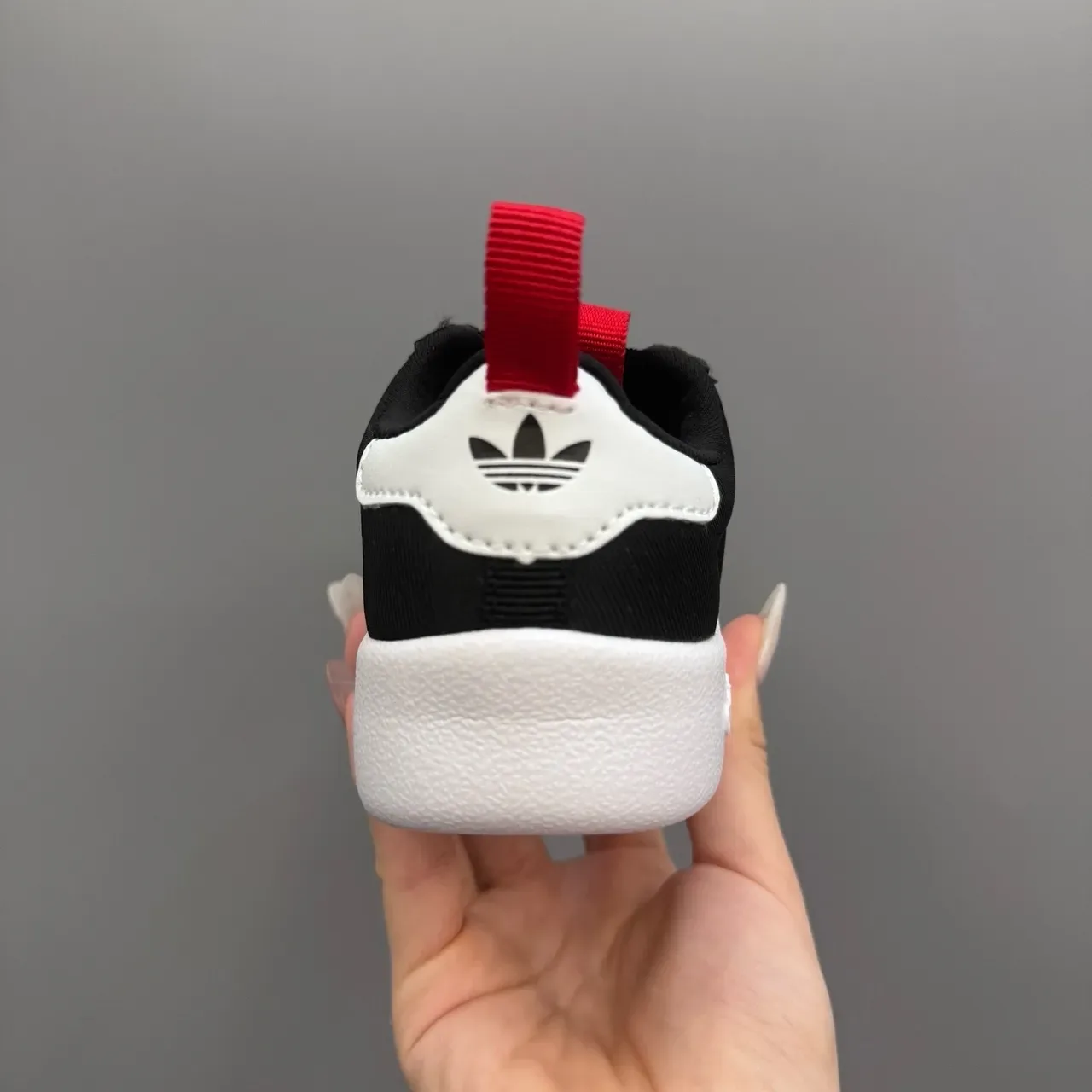 Adidas Originals Samba Minnie Mouse Red Kids Lifestyle Sneakers 16