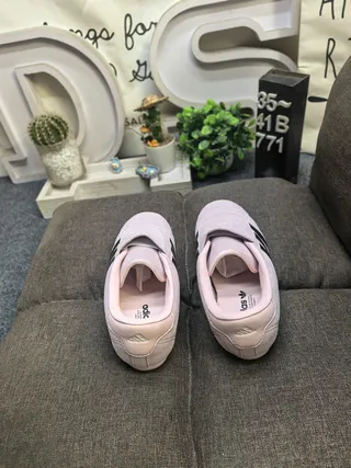 Adidas Pink Black Laceless Slip-On Quilted Vamp Lifestyle Sneakers 8