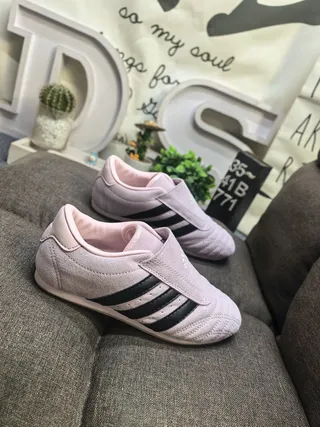 Adidas Pink Black Laceless Slip-On Quilted Vamp Lifestyle Sneakers 9