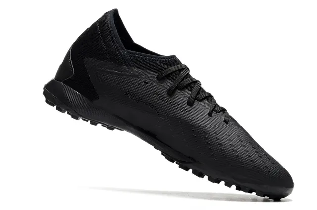 Adidas rose noir coupe basse colockette lacets asymétriques cage gazon artificiel chaussures de football 11
