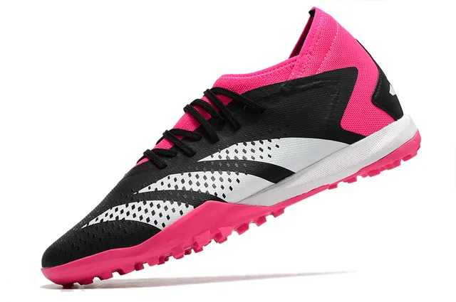 Adidas rose noir coupe basse colockette lacets asymétriques cage gazon artificiel chaussures de football 18