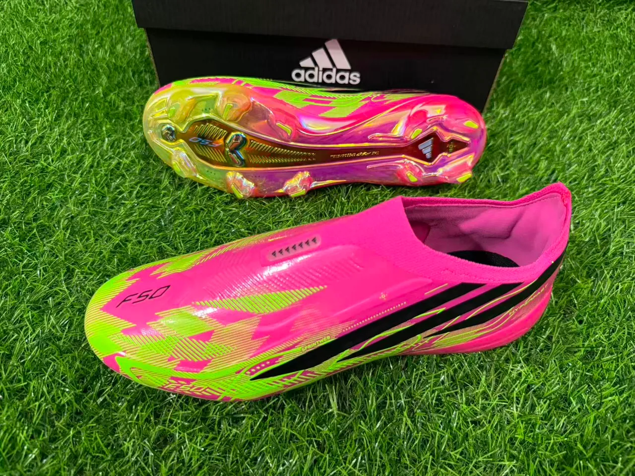 Adidas Pink Green Low-Cut Sock-Fit Upper Iridescent Holographic Overlay Firm-Ground Soccer Shoes 8