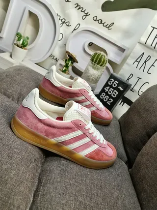 Adidas Pink White Suede Upper Three-Stripe Side Panel Lifestyle Sneakers 9