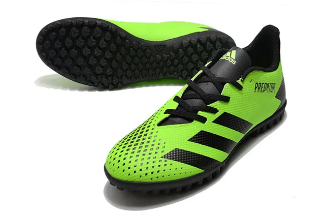 Adidas Predator Preto e Branco Turf Sapatos de Futebol 10
