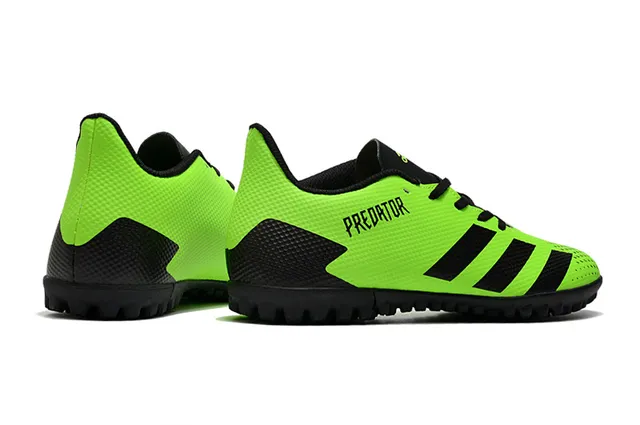 Adidas Predator Preto e Branco Turf Sapatos de Futebol 11