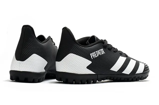 Adidas Predator Preto e Branco Turf Sapatos de Futebol 17