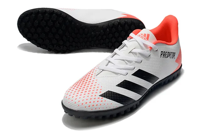 Adidas Predator Preto e Branco Turf Sapatos de Futebol 22