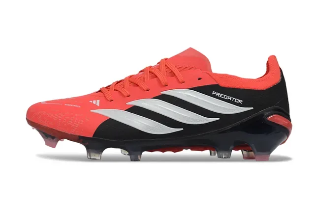 Adidas Predator 红黑不对称系带 纹理合成鞋面 草地钉鞋 7
