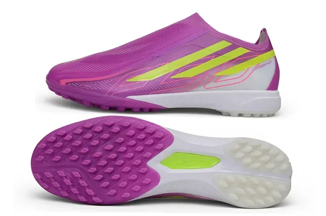Chaussures de football Adidas Turf violet jaune avec upper sock-fit et overlay de trois rayures 6