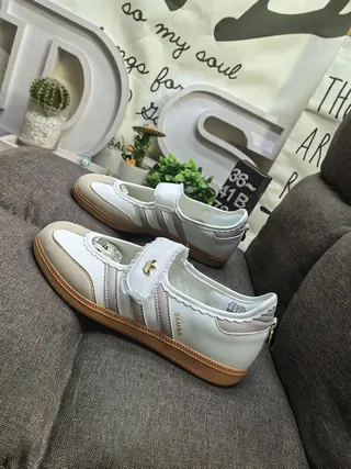 Adidas Samba Off-White Beige Scalloped Strap Lifestyle Sneakers 7