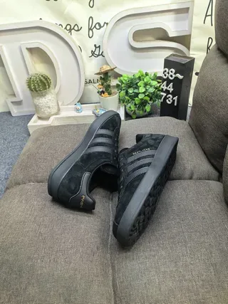 Adidas Samba OG Navy Suede Lifestyle Sneakers 5