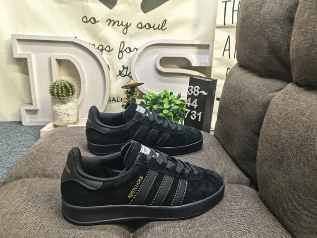 Adidas Samba OG Navy Suede Lifestyle Sneakers 10